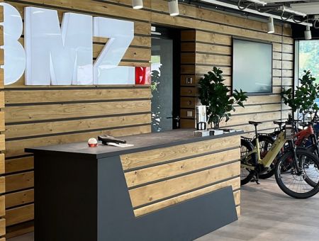 Projekt: Impression BMZ – Verkaufsraum